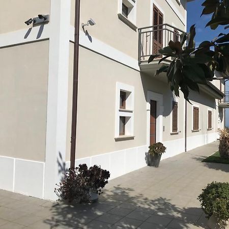 Villa Torre Degli Ulivi Corigliano Calabro Bagian luar foto